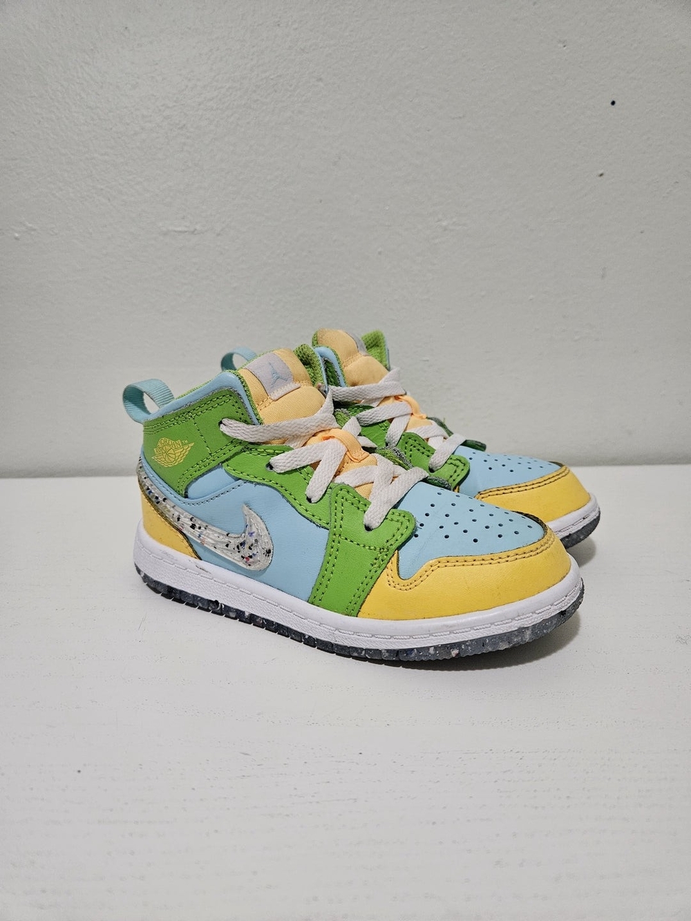 Nike Kids Multicolor Low-Top Sneakers — Blue, Green & Yellow